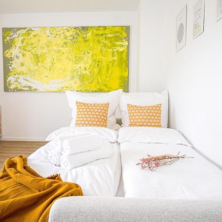 Homefy Come-Together Apartment - Balkon - Aufzug - Free Parking - Smart Tvs Essen Exterior foto