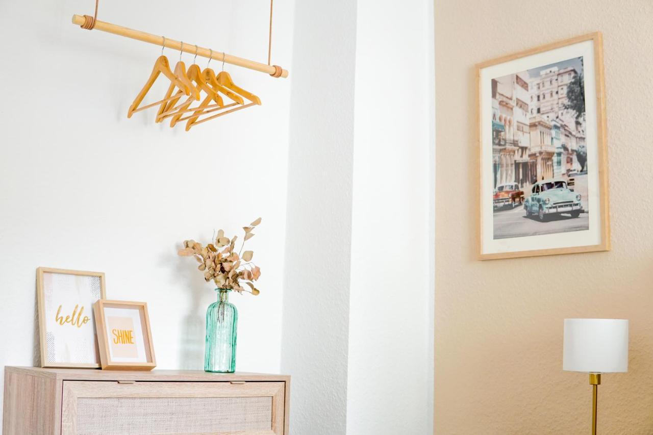 Homefy Come-Together Apartment - Balkon - Aufzug - Free Parking - Smart Tvs Essen Exterior foto